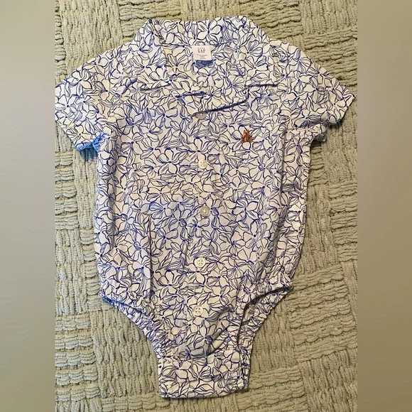 NWT Baby Gap Button-Up Shirt size 6-12 Months - Picture 2 of 7